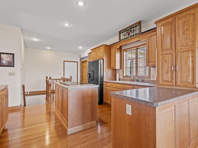 6664 Ridgeview Drive