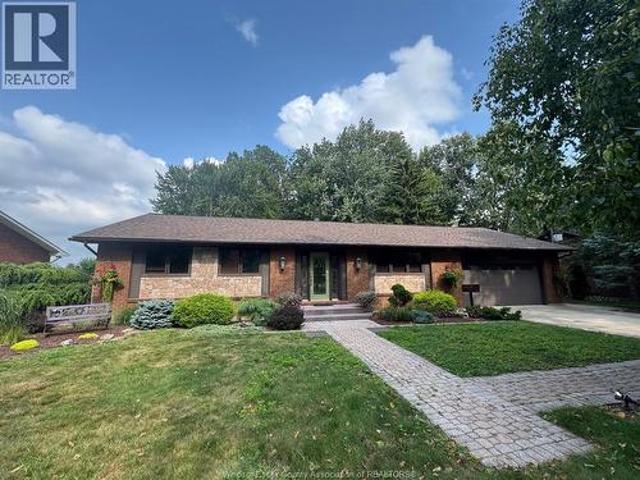6660 Disputed, Lasalle, ON, N9H 1V1 house for sale | Listing ID 26020 | Royal LePage
