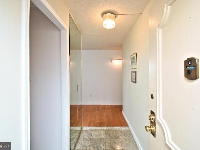 666 W Germantown Pike # 1813