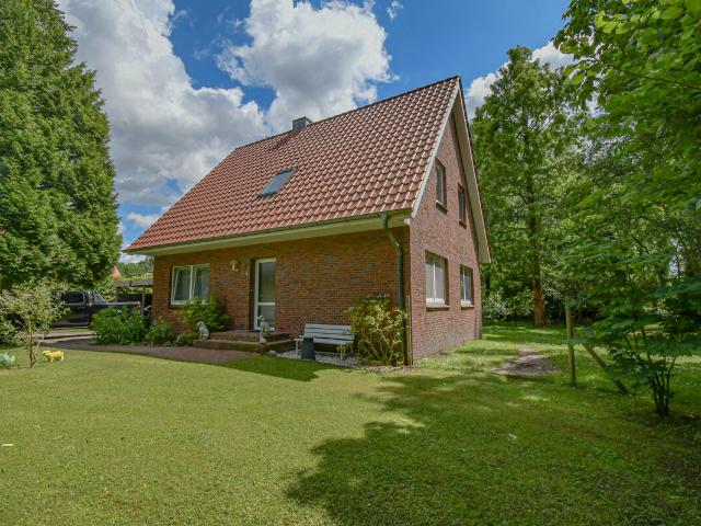 6677 – Ihr neues Zuhause im Grünen mit ca. 1,2 ha angrenzender Weidefläche – ideal für Tierhalter!