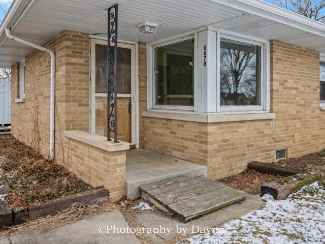 6678 Highway 1, St. Anne, IL 60964 | MLS #12678