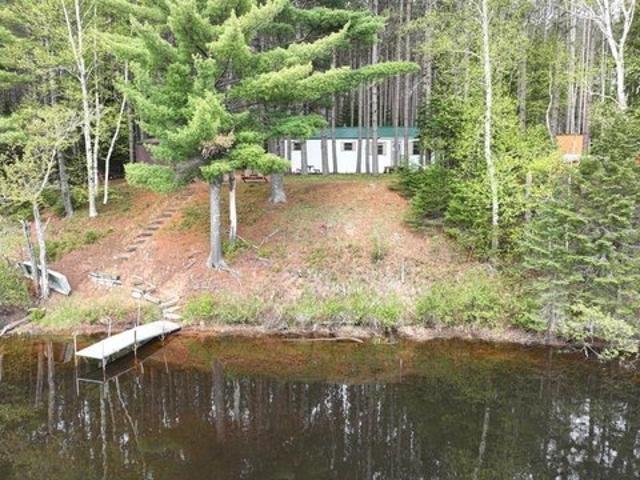 6679N W Plantation Rd, Mercer, WI 54547