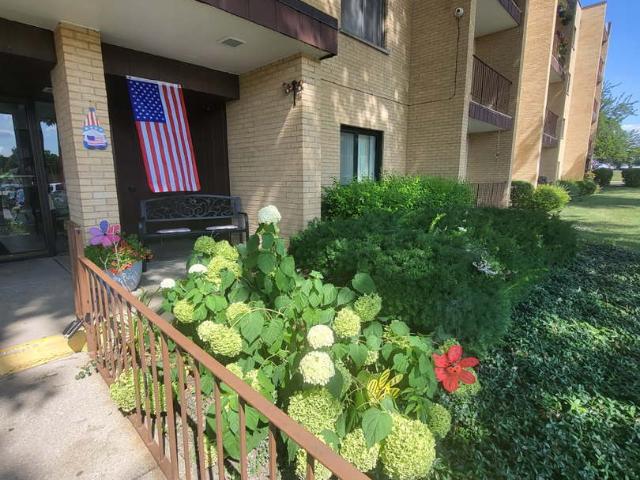 6670 S Brainard Avenue # 404