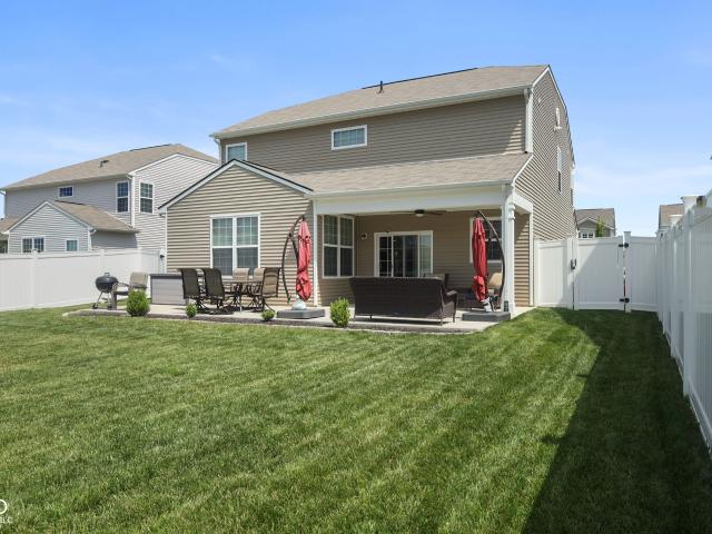 6673 Overlander Lane