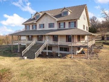667 Cedar Creek Rd, Marshall, AR