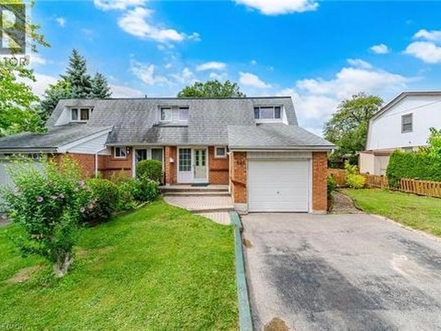 667 Green Meadow Crescent, Mississauga, ON, L5A 2V3 house for sale | Listing ID 40850 | Royal LePage