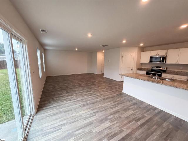 667 Farmstead Trail