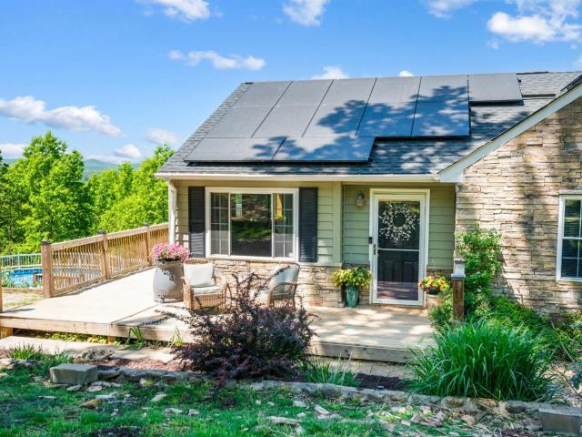 667 Nighthawk Rd