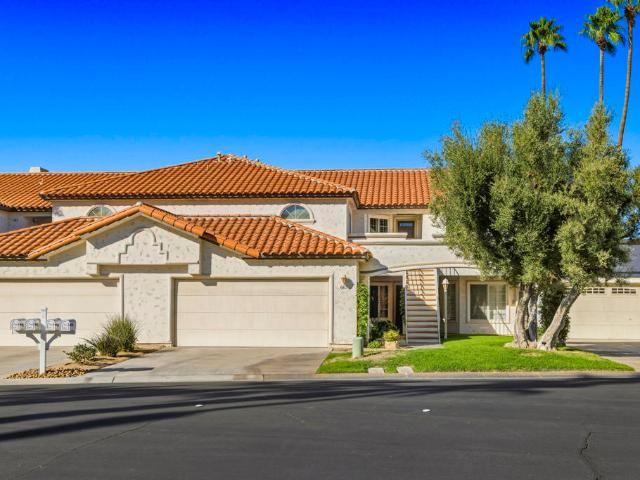 667 Vista Lago Circle N