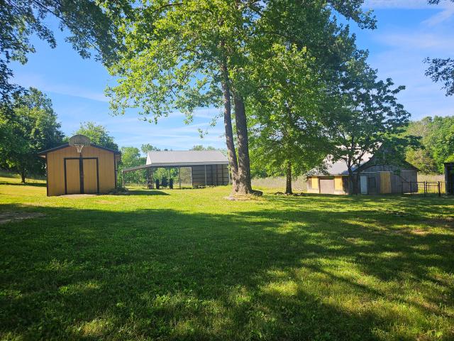 6689 Douglas Road