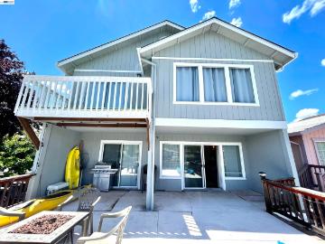 668 Keys Blvd, Clearlake Oaks, CA 95423 | MLS #41130