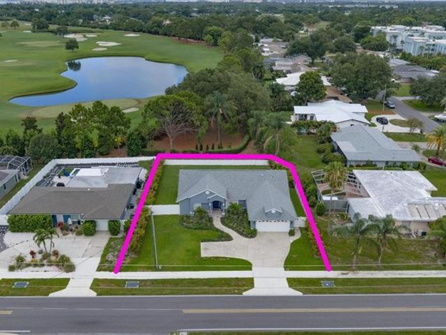 668 Mehlenbacher Rd, Belleair, FL 33756