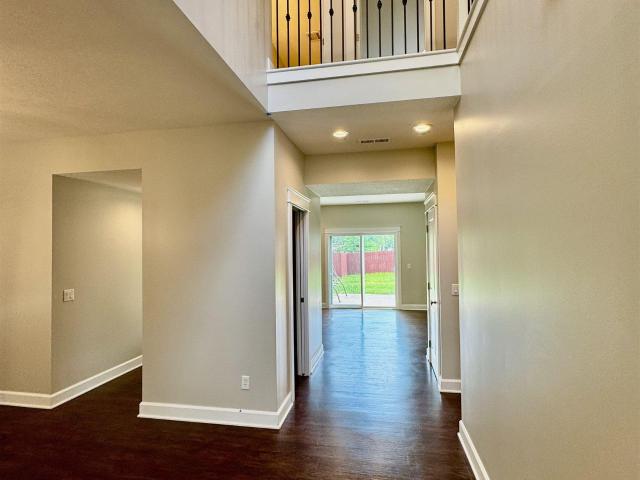 668 N Meadowlark Lane