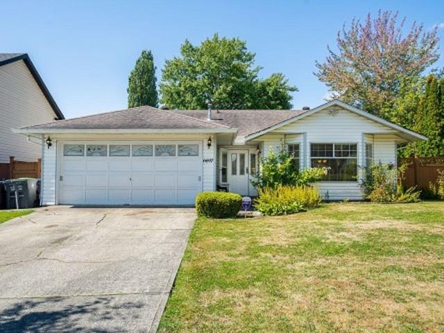 6697 A Street, Surrey, BC, V3W 9N8 house for sale | Listing ID R3092 | Royal LePage