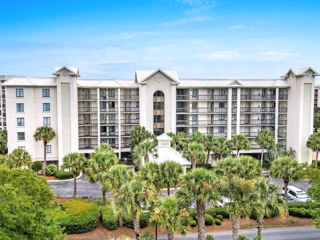 669 4 E Retreat Beach Circle