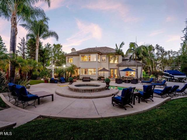 669 Noble Road