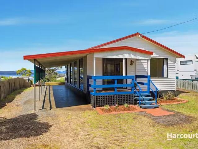 669 Primrose Sands Road, PRIMROSE SANDS, TAS 7173 House for.