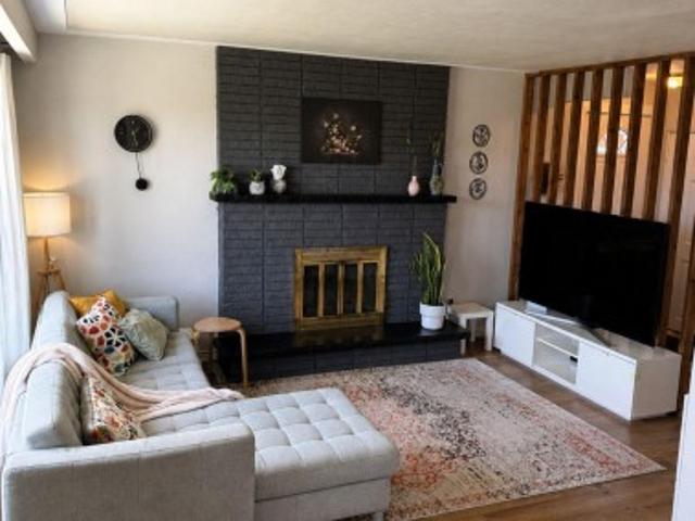 66 Victor Boulevard, Hamilton, ON, L9A 2V4 house for sale | Listing ID X13631 | Royal LePage