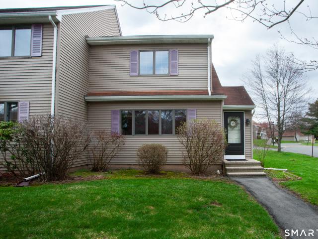66 Woodcock Ct, Unit 66, Windsor Locks, CT 06096 | MLS #24179