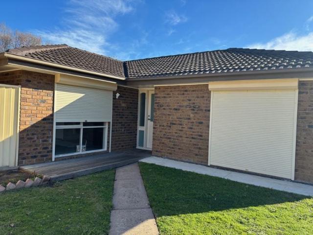 66 Woodburn Crescent, Meadow Heights