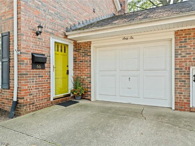 66 Yardley Lane