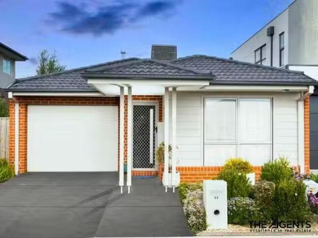 66 Ambassador Crescent, Point Cook, VIC 3030
