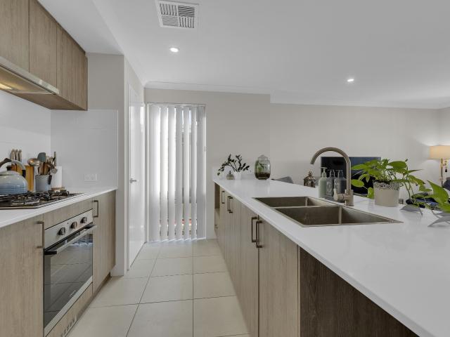 66 Amberley Drive Baldivis, WA 6171