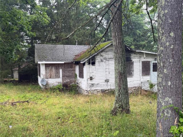 66 Arbutus Trail