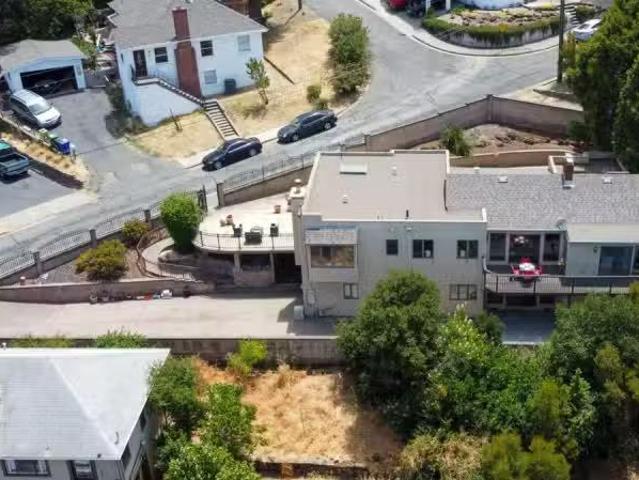 66 BALDWIN AVE, CROCKETT, CA 94525