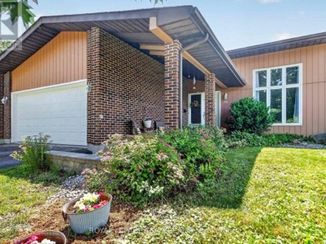 66 Beaufort Drive, Ottawa, ON, K2L 2G3 house for sale | Listing ID X13502 | Royal LePage