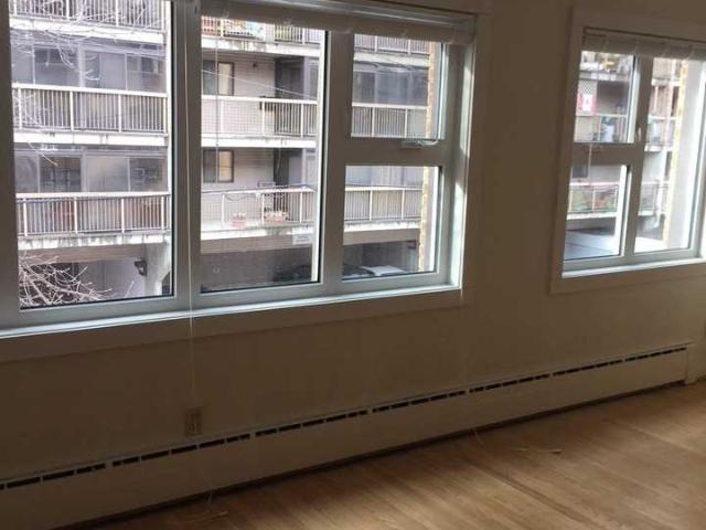 66 Carlton 1 Bedroom Apartment for Rent at 66 Carlton St, Winnipeg, MB R3C 1N9 Downtown Winnipeg