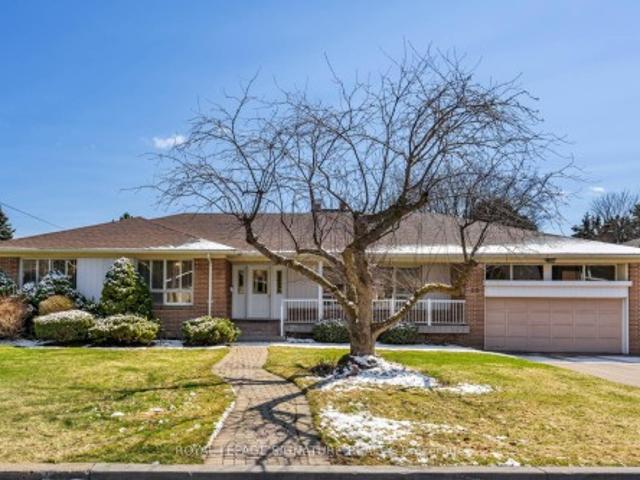 66 Carscadden Drive, Toronto, ON, M2R 2A9 house for sale | Listing ID C13566 | Royal LePage