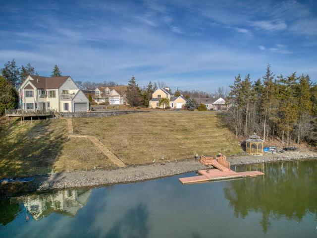 66 Castle Point Rd, Athens, NY 12015 | MLS #20261