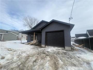66 Chatham Ave, Miramichi, NB, E1N 1G6 house for sale | Listing ID NB136262 | Royal LePage