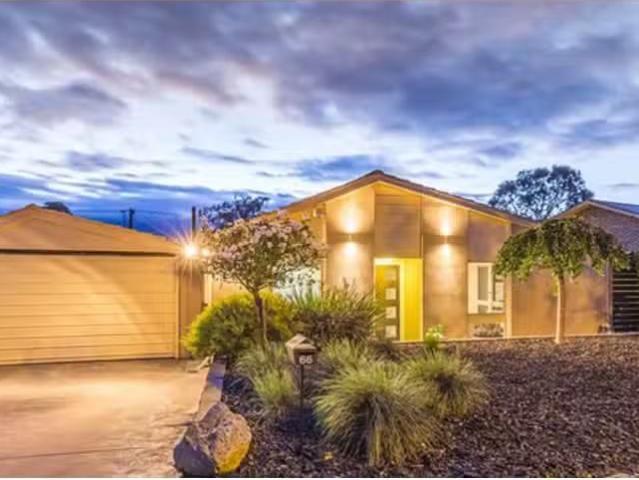 66 Clancy Street, EVATT House for rent Listed by For Rent of.