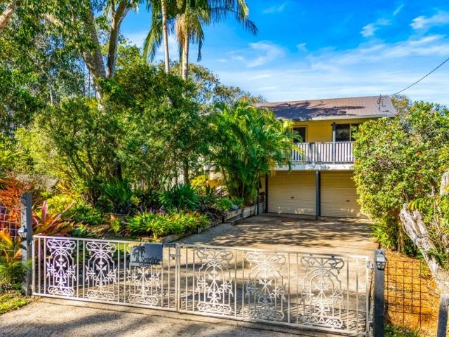 66 Crescent Drive Quiet, Private & Packed with Potential