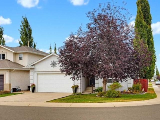 66 Dumas Crescent, Red Deer, AB, T4R 2S7 house for sale | Listing ID A2344 | Royal LePage