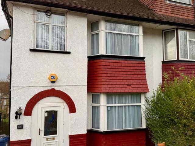 66 Engel Park, London, NW7 2HN, United Kingdom | 3 bed duplex for rent #136169865 | Rentberry