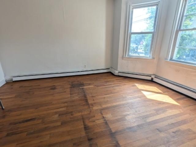 66 Erie St