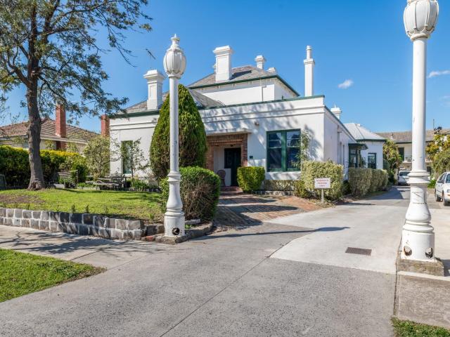6/6 Francis Grove, Thornbury