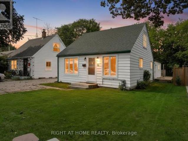 66 Frederick Street, Brampton, ON, L6Y 1G8 house for sale | Listing ID W13770 | Royal LePage