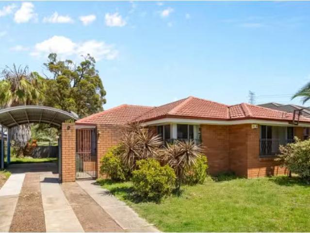 66 Greenmeadows Crescent, TOONGABBIE House for rent Listed by.