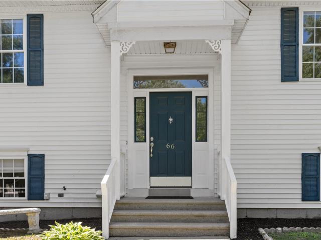 66 Hunters Crossing Drive
