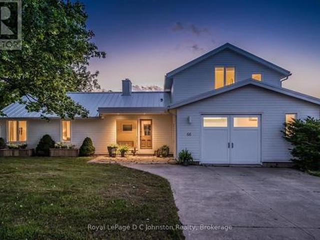 66 Huron Street N, Saugeen Shores, ON, N0H 2L0 Luxury House for sale | Listing ID X13046 | Royal LePage Carriage Trade Luxury Properties