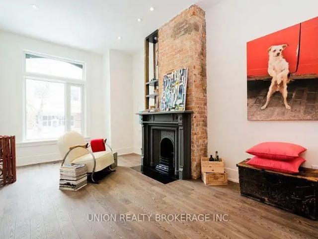 66 Lansdowne Avenue #1