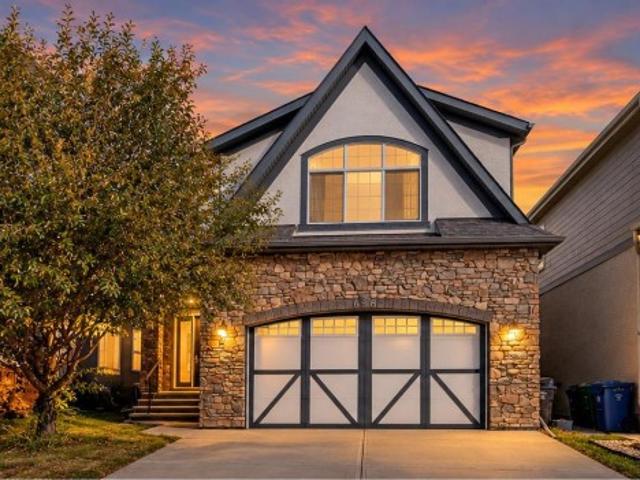 66 Masters Avenue Se, Calgary, AB, T3M 2B1 house for sale | Listing ID A2353 | Royal LePage