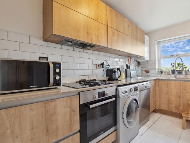 66 Mildmay Park, De Beauvoir Town N1, 2 bed flat to rent, £3,200 pcm | PrimeLocation