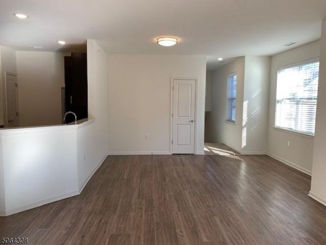 66 Passaic Ave Unit 20, Fairfield Twp. Us, nj