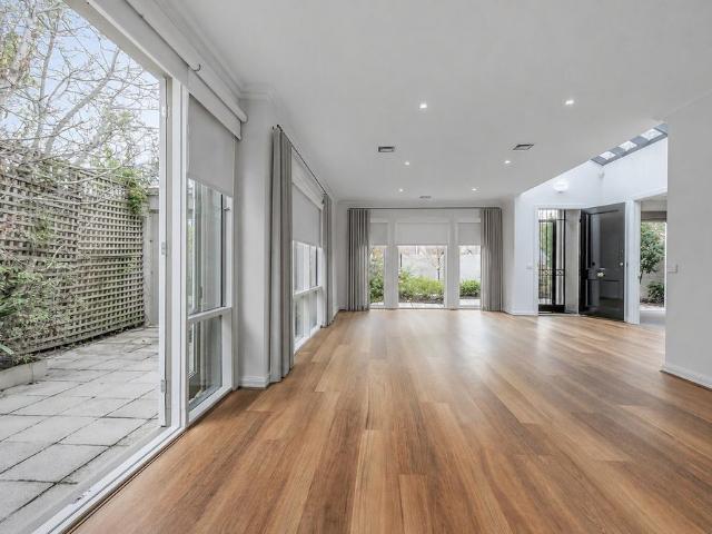 66 Stanhope St, Malvern