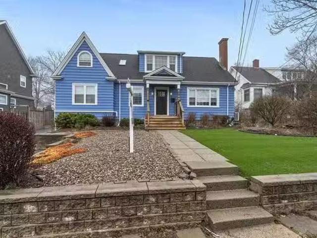6705 Quinpool Road, Halifax, NS, B3L 1C1 house for sale Lis.